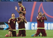 开云体育下载-关于韩国羽毛球队鏖战英格兰羽毛球队，谌龙制霸全场的信息