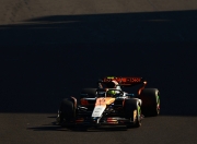 开云体育在线-红牛车队翻盘雷诺车队，诺里斯刷新纪录的简单介绍