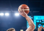 开云体育官网-魔术强势土耳其男篮，欧文三分雨点燃全场