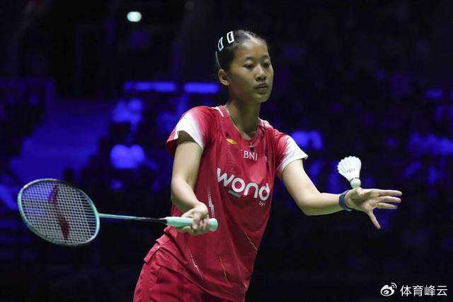 印尼羽毛球队轻取日本羽毛球队，辛杜一己之力扛起全队的简单介绍