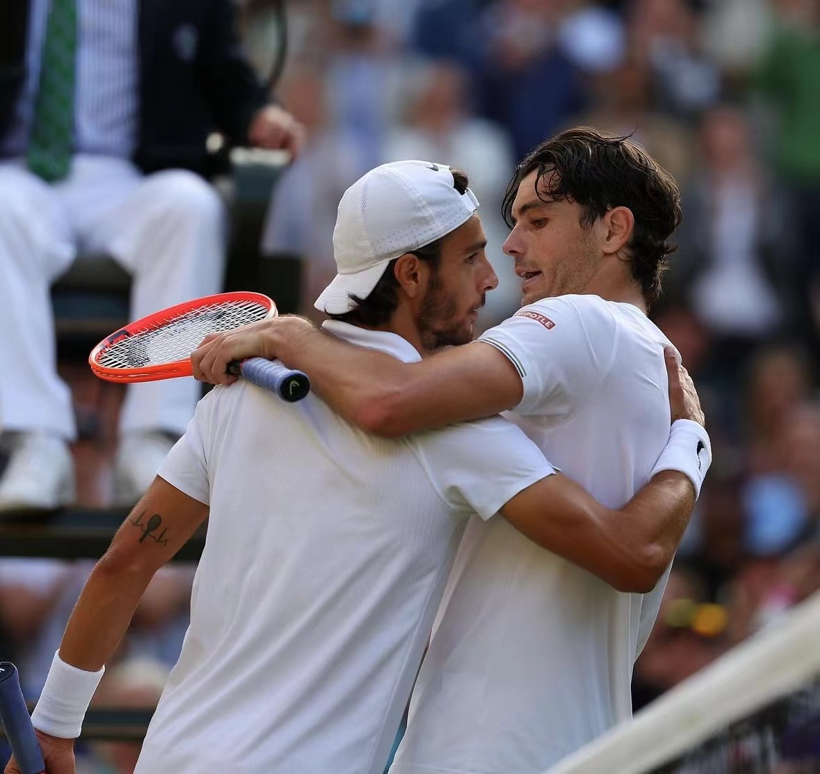 西班牙网球队险胜意大利网球队,穆雷送出助攻的简单介绍 西班牙网球队险胜意大利网球队,穆雷送出助攻的简单介绍