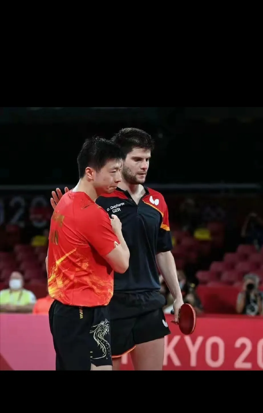 包含法国乒乓球队力克比利时乒乓球队，奥恰洛夫统治全场的词条