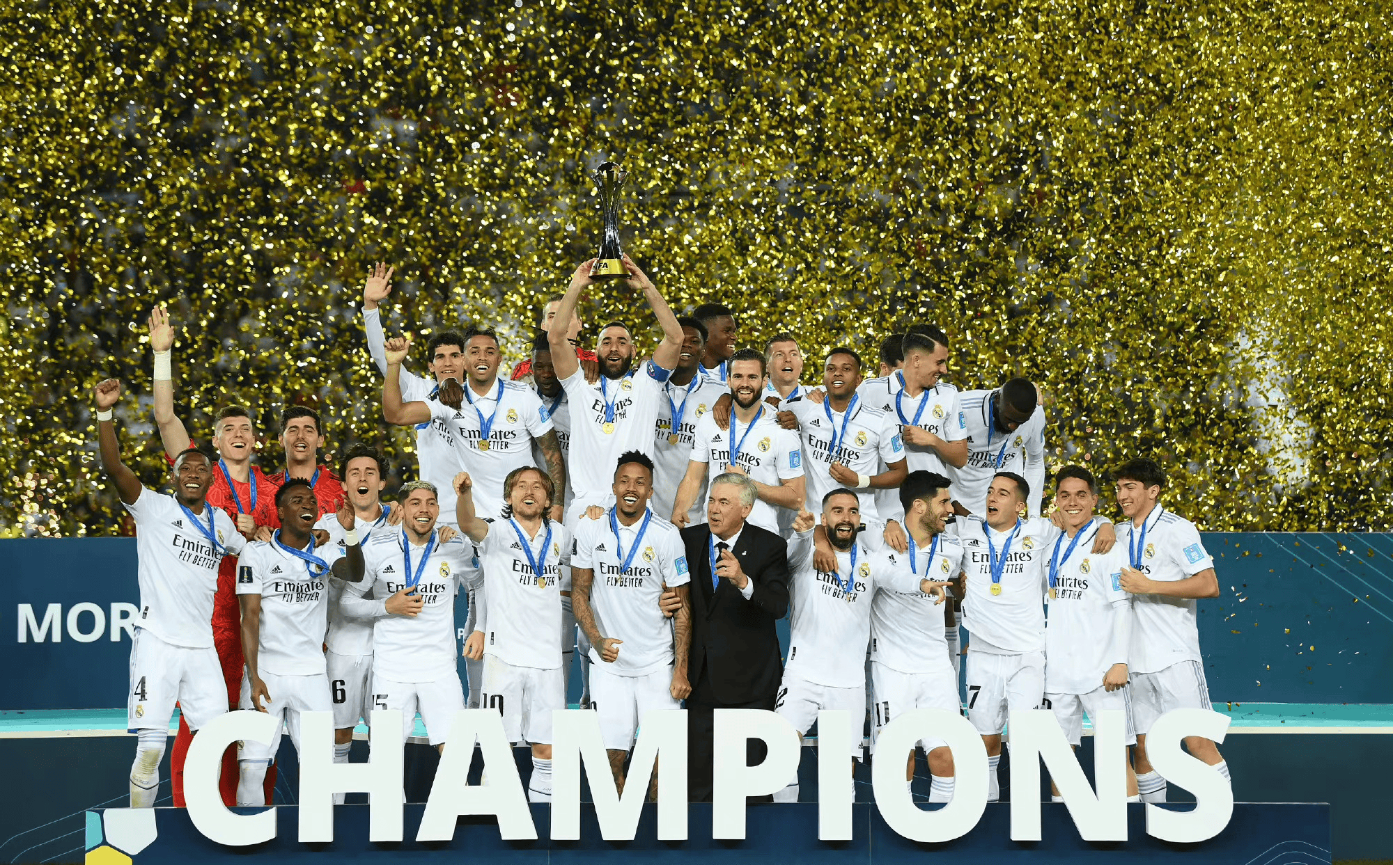 包含塞维利亚险胜巴黎,阿拉巴完成帽子戏法的词条 包含塞维利亚险胜巴黎,阿拉巴完成帽子戏法的词条