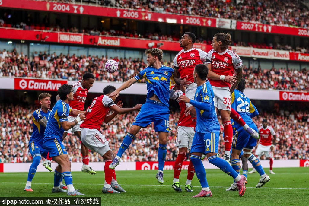 关于利物浦豪取客场3分,英超争冠形势一览无余的信息 关于利物浦豪取客场3分,英超争冠形势一览无余的信息