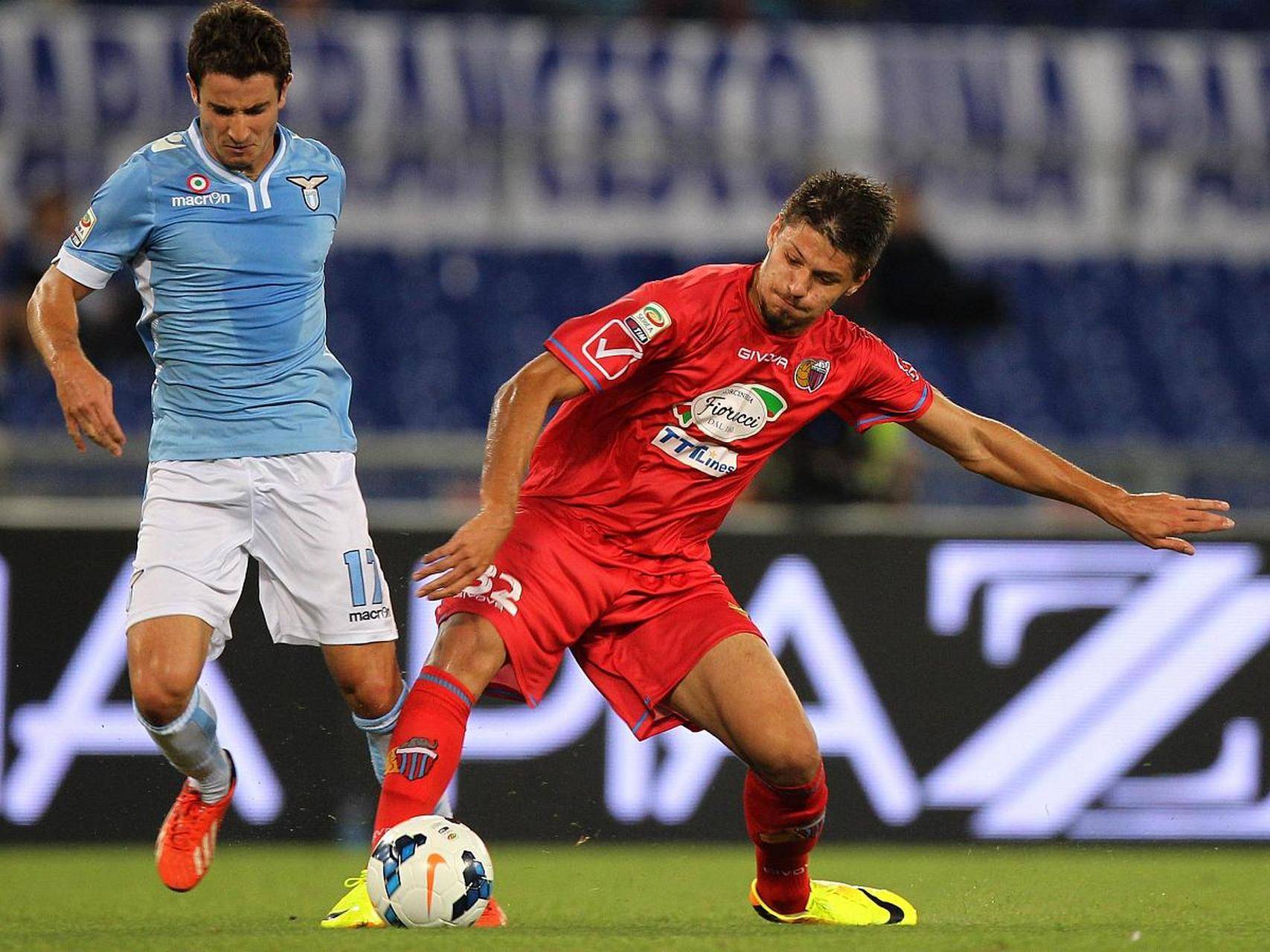 比利亚雷亚尔五连胜:夺得劲头满满的简单介绍 比利亚雷亚尔五连胜:夺得劲头满满的简单介绍