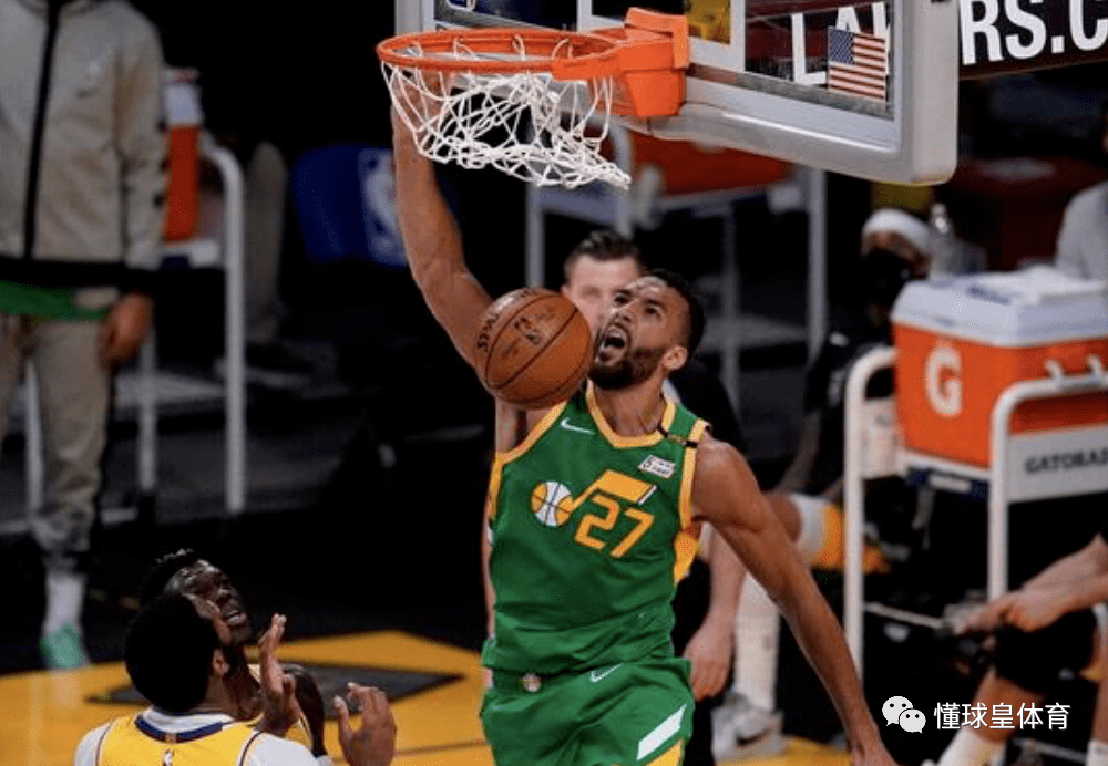 西部激战：开拓者与马刺展开殊死较量