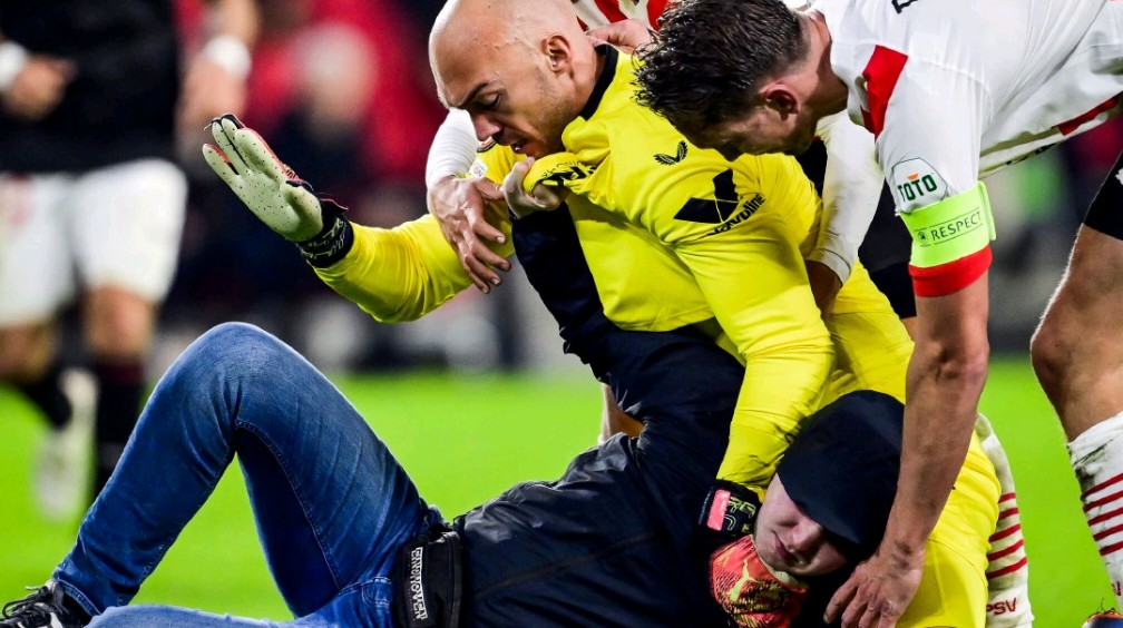 包含塞维利亚主场告捷,稳固前四位置的词条 包含塞维利亚主场告捷,稳固前四位置的词条