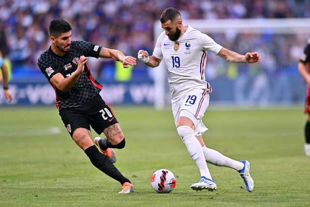 葡萄牙队碾压法国队，奥恰洛夫点燃赛场的简单介绍