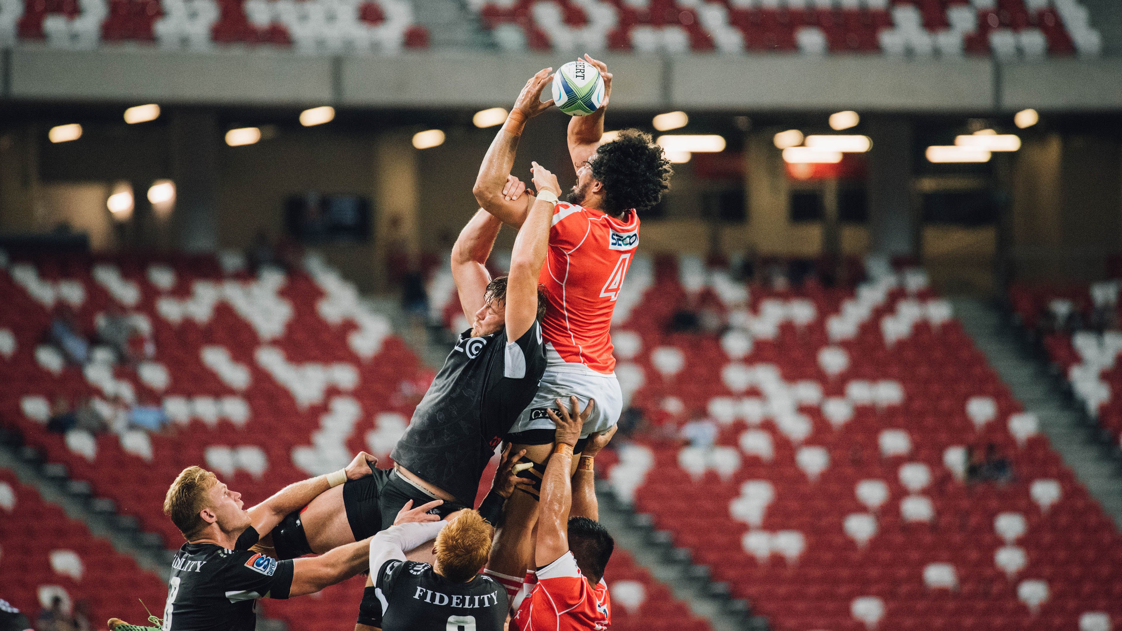 雄鹿收割76人，文班亚马高光表现，新星崛起与王朝更迭的夜晚