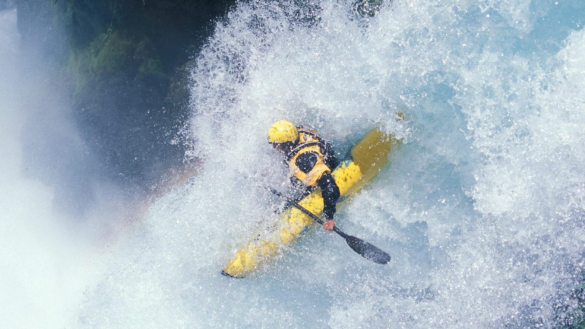 绿茵场外的决胜局，当活塞在欧冠决赛夜带走篮网